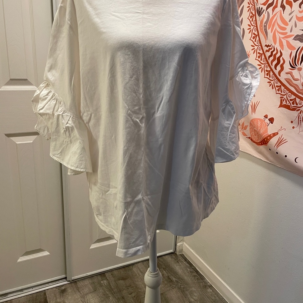 Banana Republic White Blouse with Ruffled Sleeves
